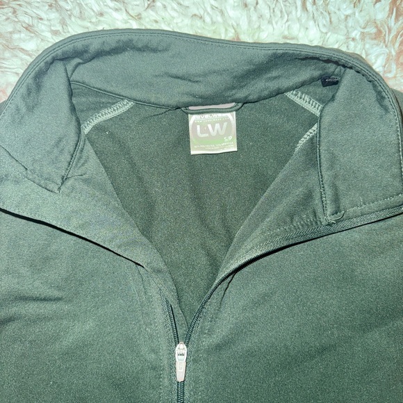 Levelwear Women’s Dark Green Performance Quarter Zip Pullover - Picture 3 of 8